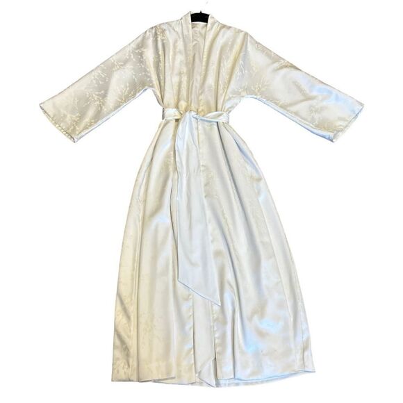 Natori Sleek satin jacquard Robe - Picture 10 of 13